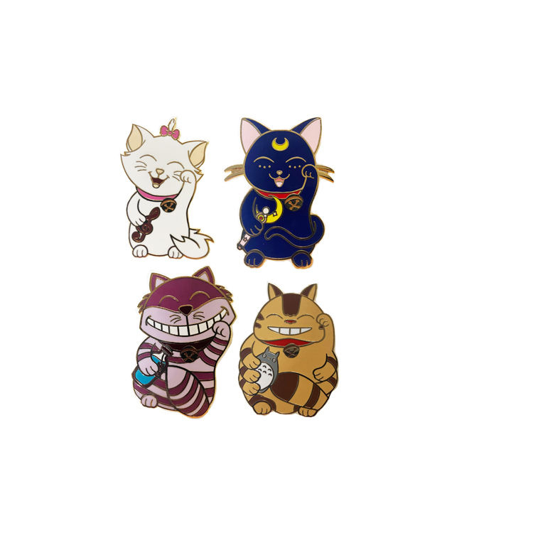 Gold Gold Plemated ခက်ခဲကြွေကာတွန်း Magnet Metal Lapel Pin