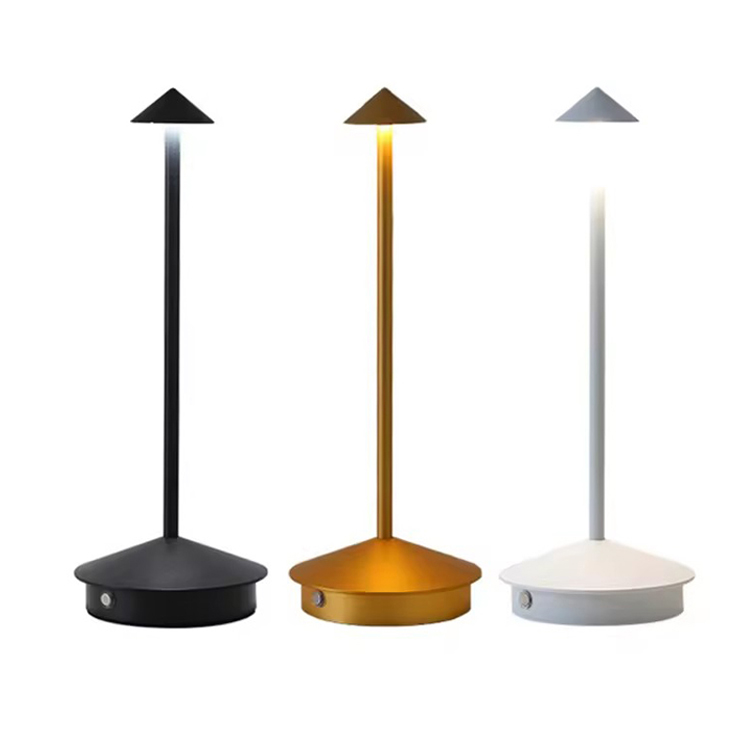 Rechargeable Ttouch Dimming Cordless Table Lamp သည် ရောင်းအားပြင်းသည်။