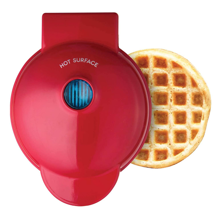 စတီးလ်စတီးလ် Mini Waffle Maker သည် ချောင်းဆိုးခြင်းမရှိဘဲ သန့်ရှင်းရန် လွယ်ကူသည်။