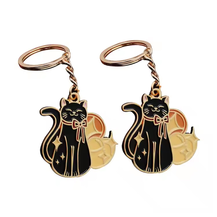 ပရီမီယံပျော့ပျောင်းသောကြွေပြား keychains ရောင်စုံတောက်ပသောသတ္တု keyrings