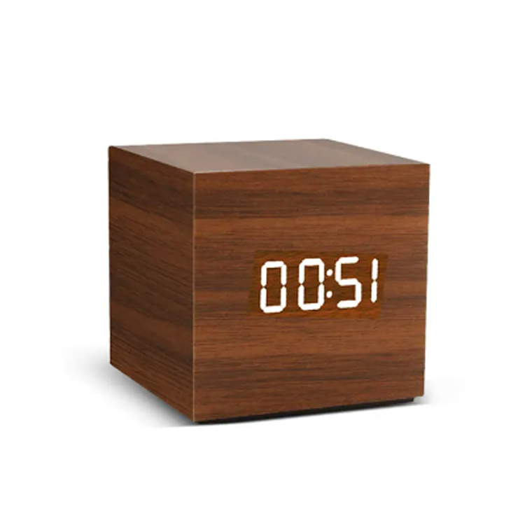 Voice Control Digital Digital Alarm Wooden USB ဒီဂျစ်တယ်နာရီ