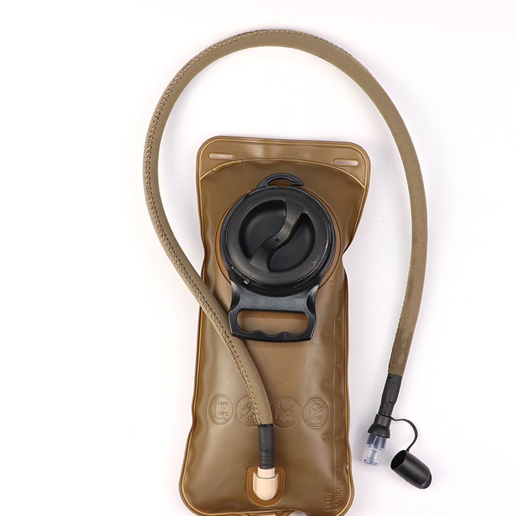 ရေပူစက်အပြင်ဘက်စခန်းချခြင်းအားကစားပစ္စည်းများ