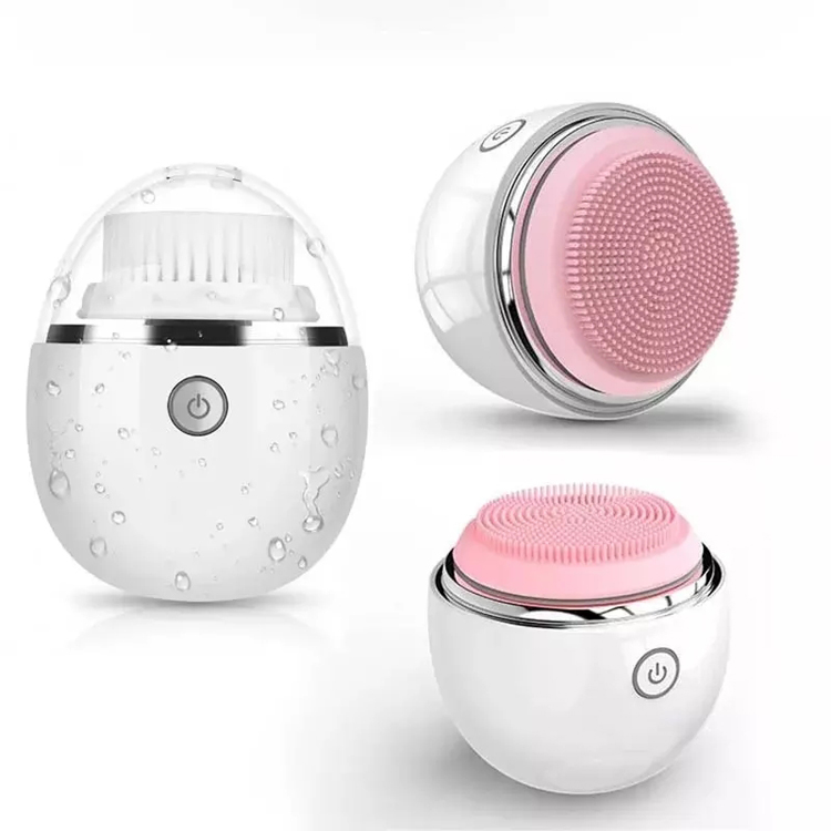 ကြိုးမဲ့အားသွင်းခြင်း လျှပ်စစ် Sonic Vibrating Facial Cleansing Brush